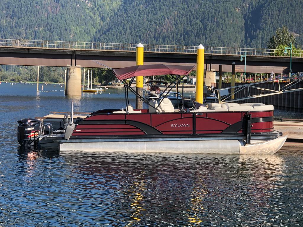 Pontoon Boat in Sicamous