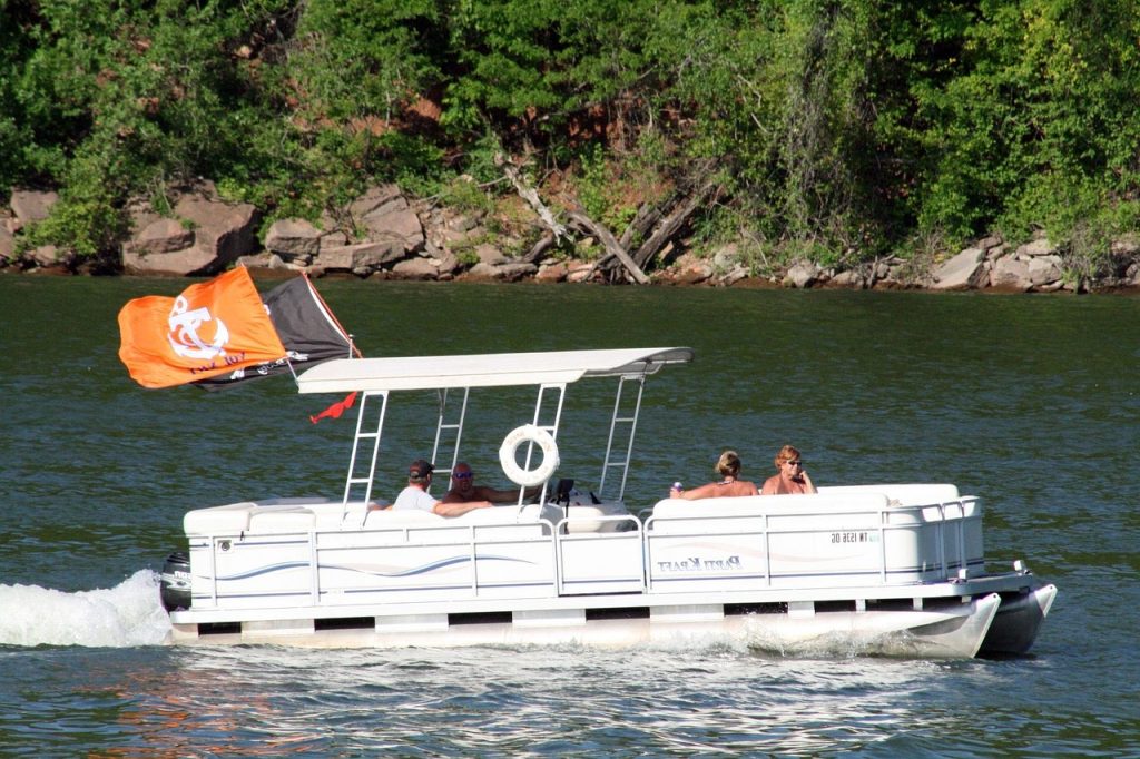 Pontoon Boat in Sicamous