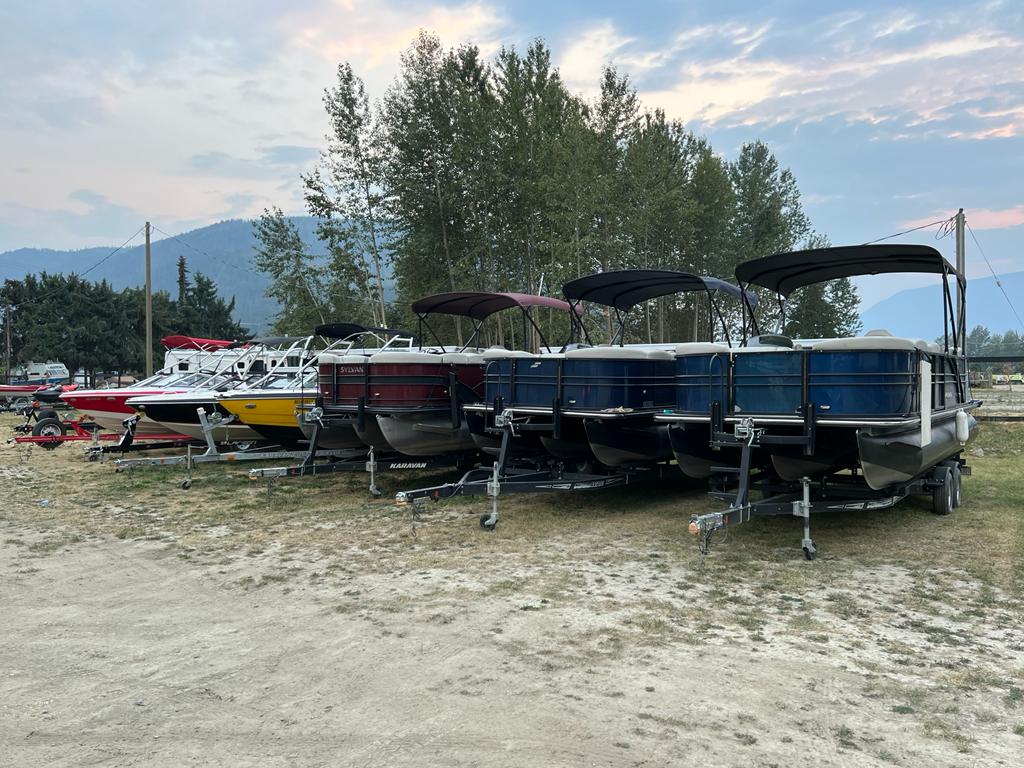 Pontoon Boat