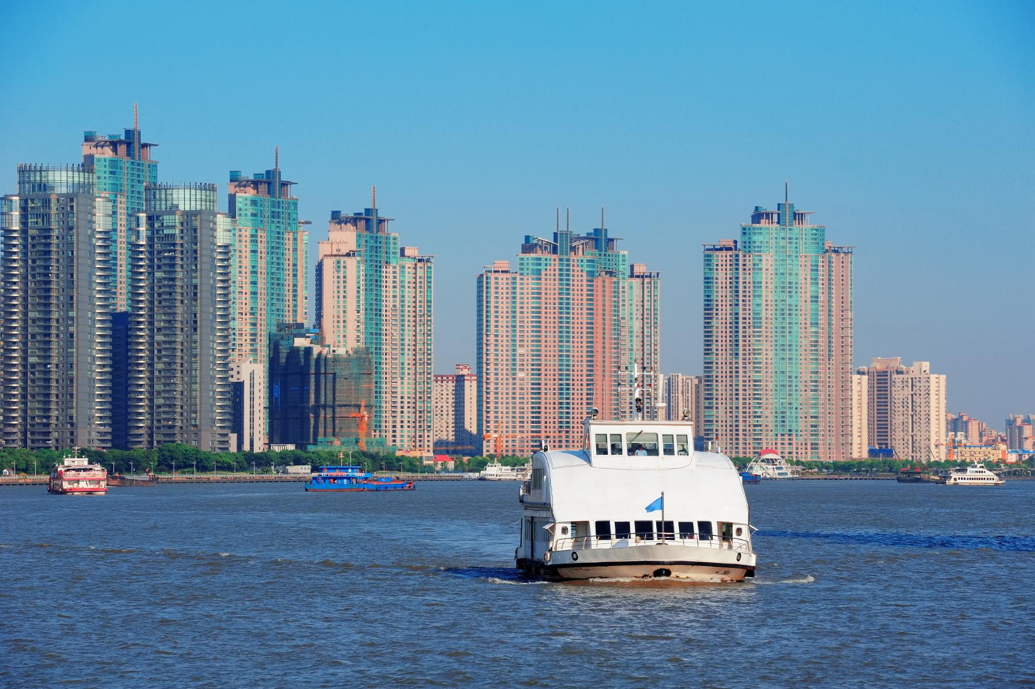 Houseboat Rental