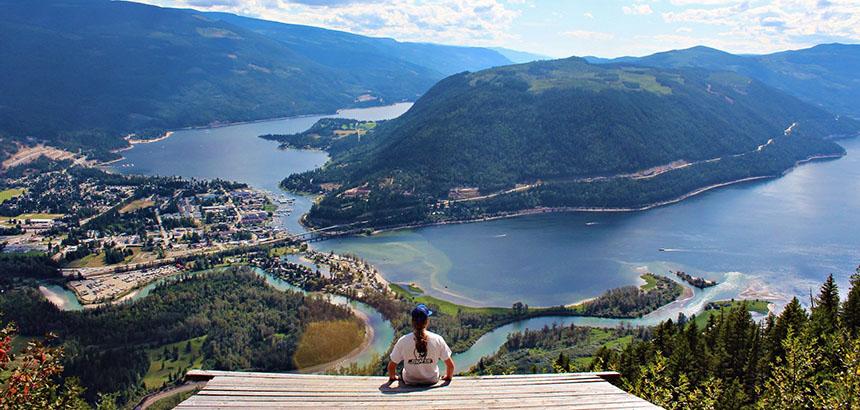 From Steam Engines to Wake Boats: The Rich History of Sicamous (And What Used to Be at 222 Finlayson Street!)